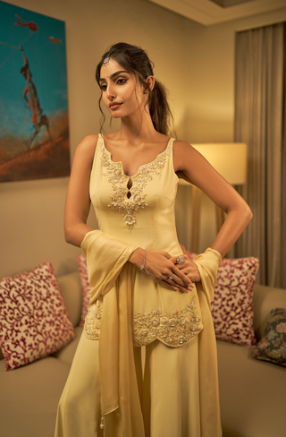 ATELIER NAZAAQAT